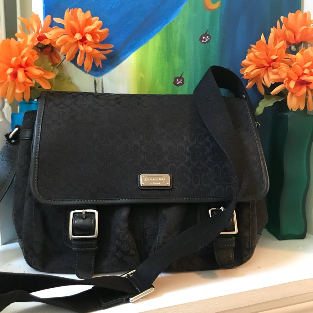 Coach Signature Messenger Bag